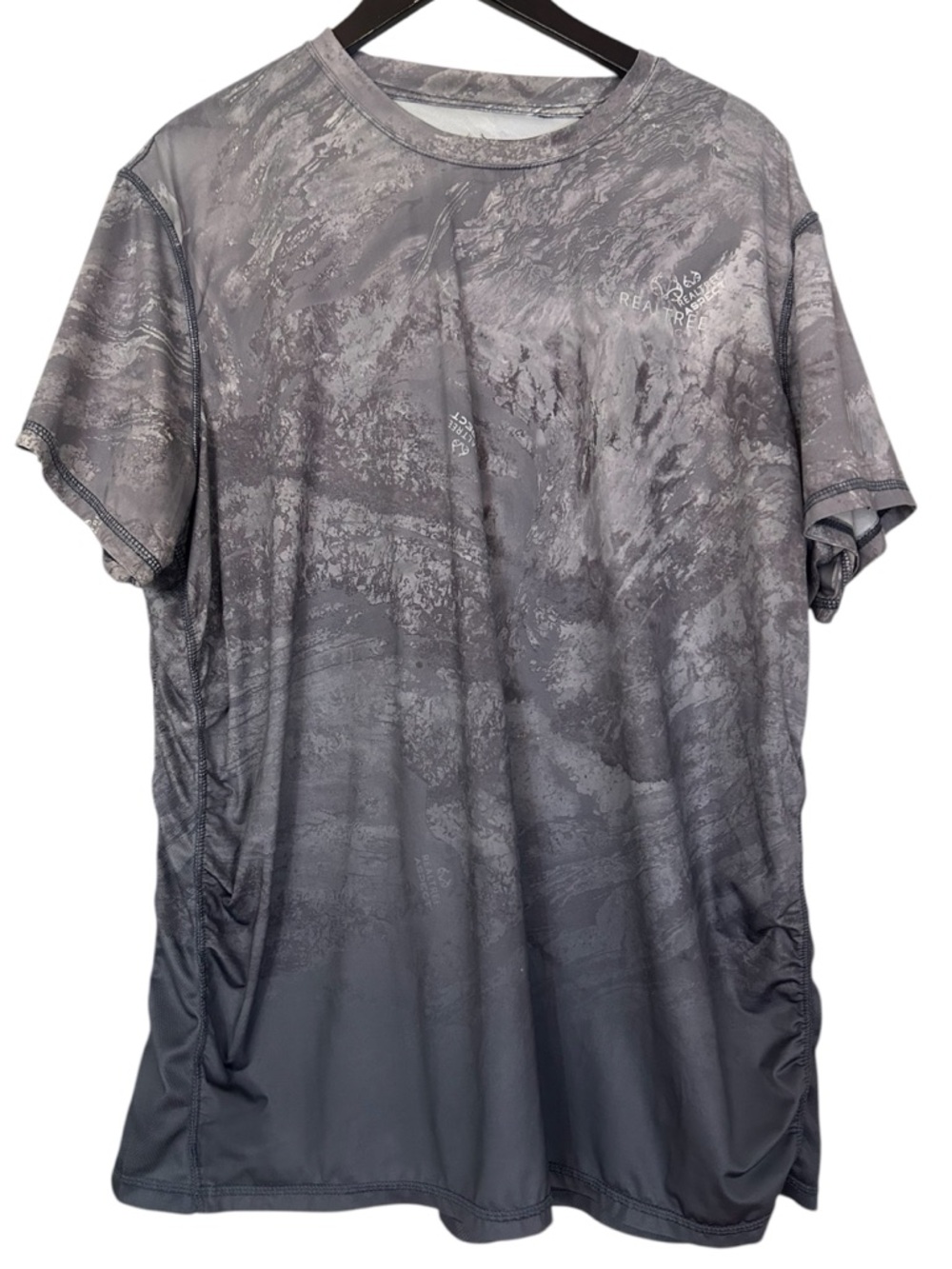 Realtree fishing Gray Camouflage Performance Short Sleeve Tee